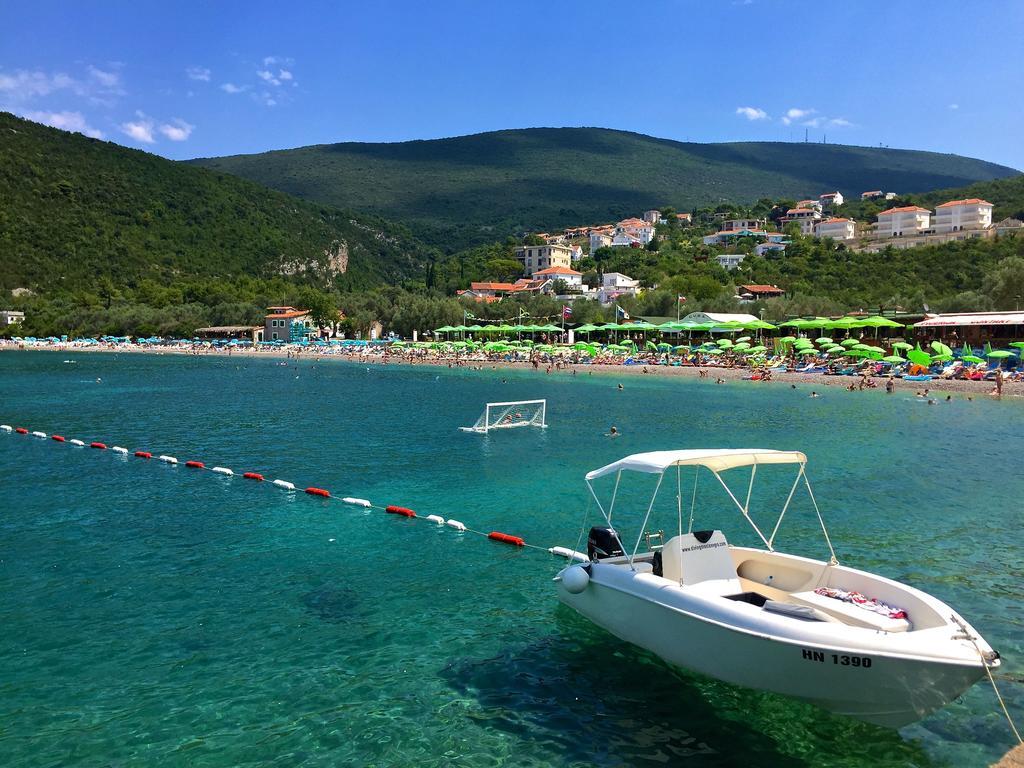 Zanjice Luxury Suite Luštica Exteriör bild
