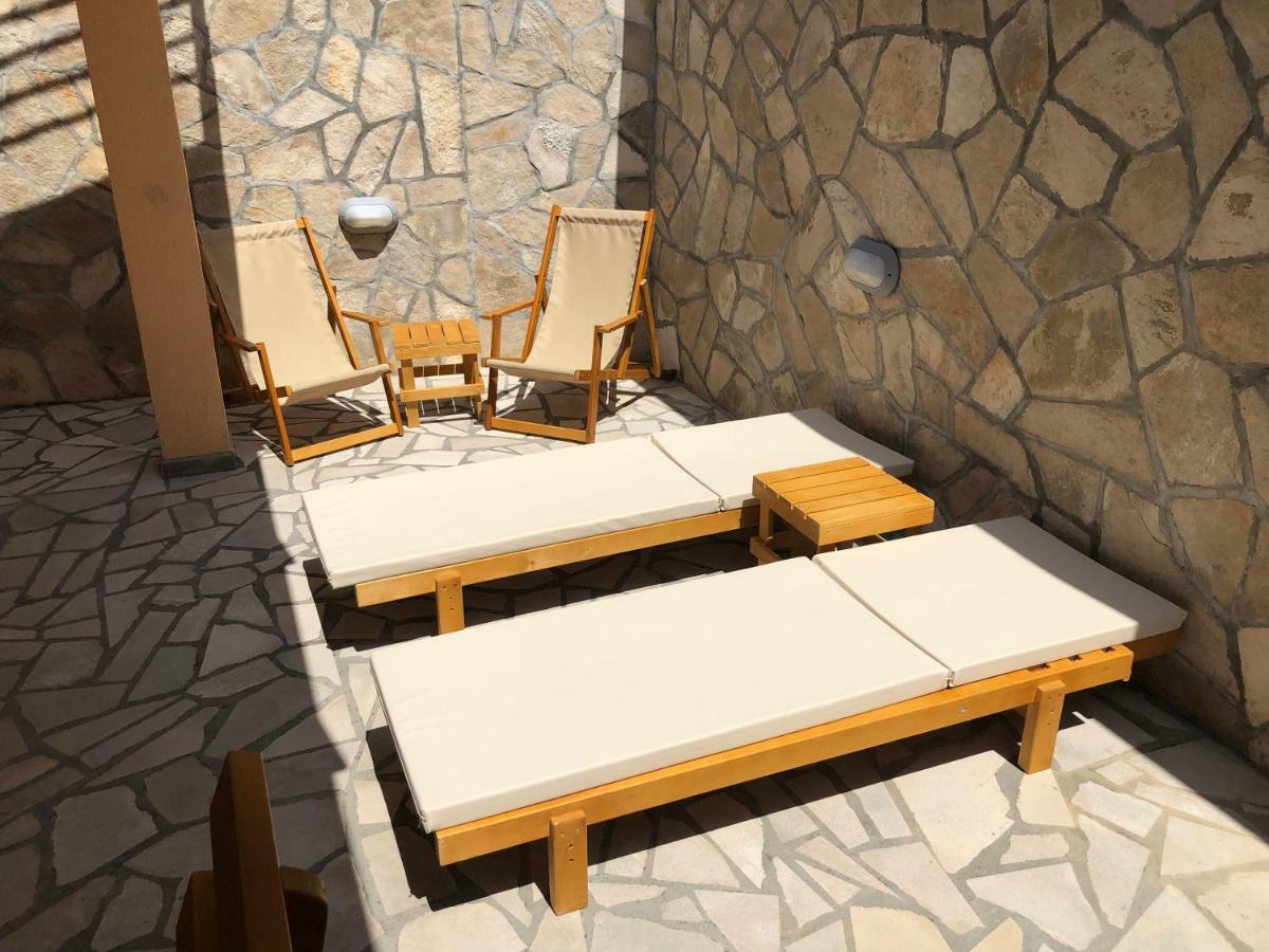 Zanjice Luxury Suite Luštica Exteriör bild
